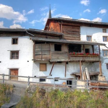 サンタ・マリア・ヴァル・ミュシュタイアー Chasa Jaro Bed & Breakfast エクステリア 写真