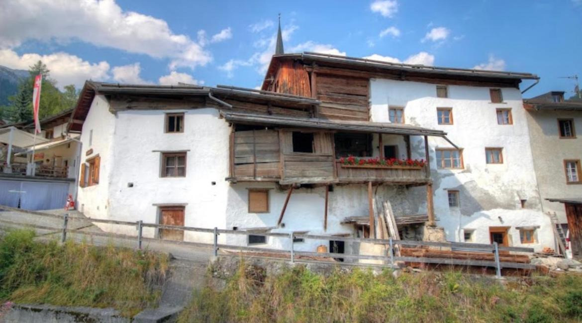 サンタ・マリア・ヴァル・ミュシュタイアー Chasa Jaro Bed & Breakfast エクステリア 写真